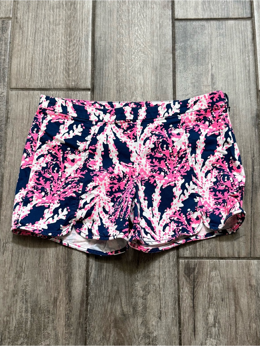 Lily Pulitzer Women’s Floral Print Pink Navy Shorts